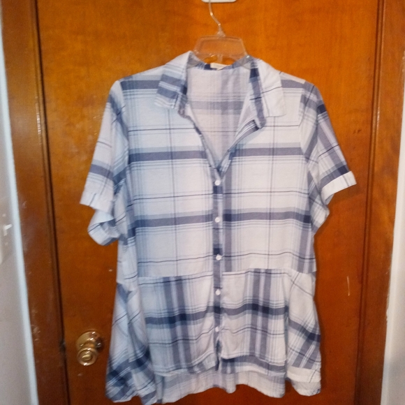 High low blouse - Picture 2 of 8